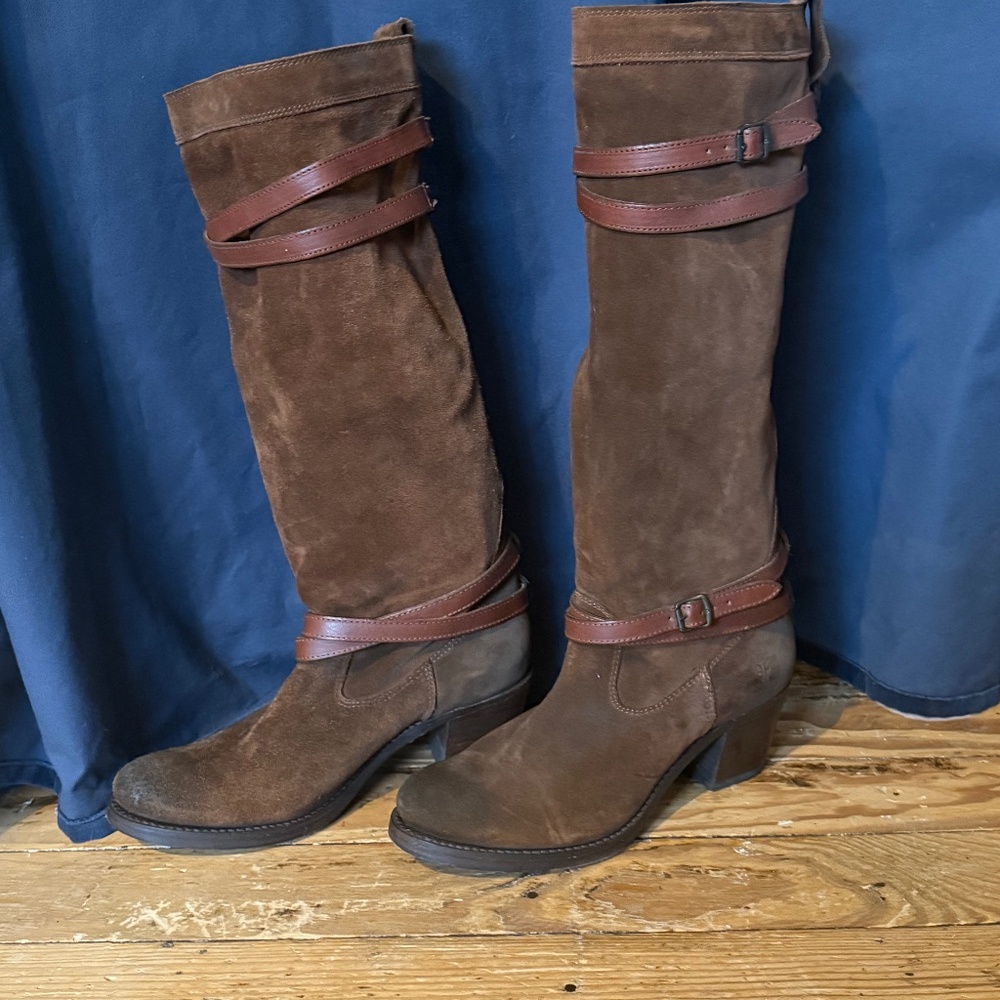 FRYE Oiled Brown Leather Jane Strappy Boots, size 8 EUC